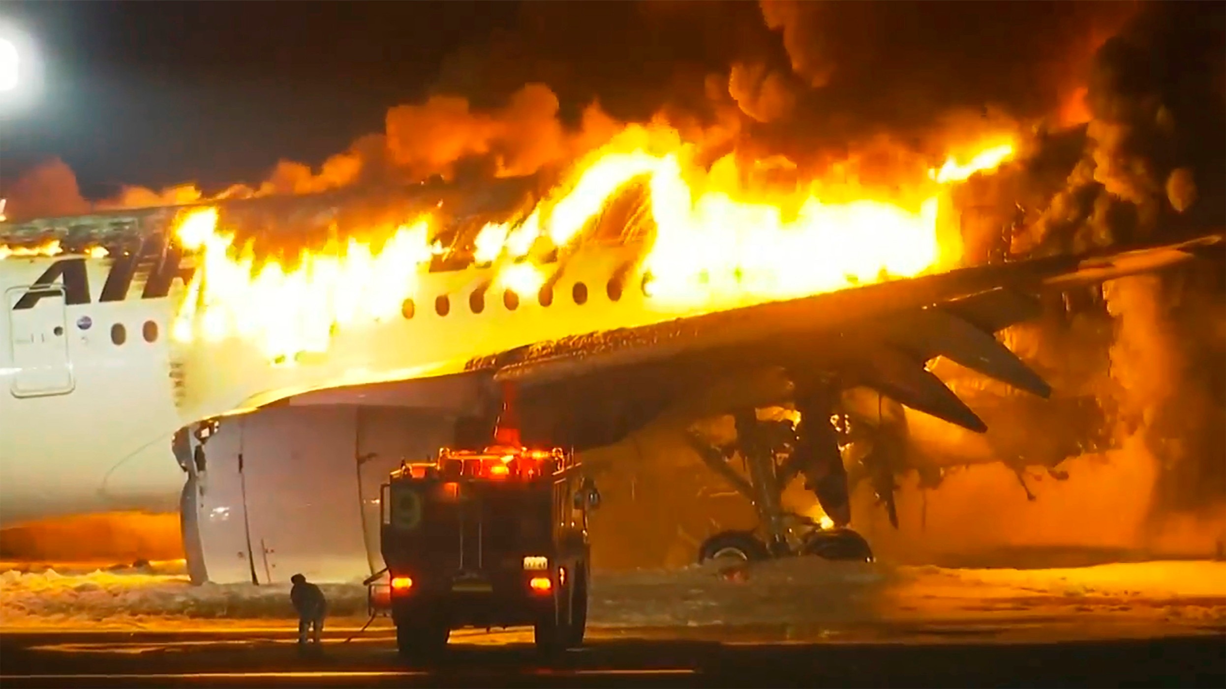 Five killed after Japan Airlines and coastguard planes collide at Tokyo airport